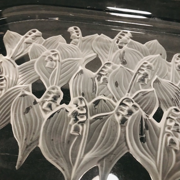 Vintage Sasaki Oval Crystal Plate Lily of Valley Frosted Plate 14”-8” - Picture 2 of 12